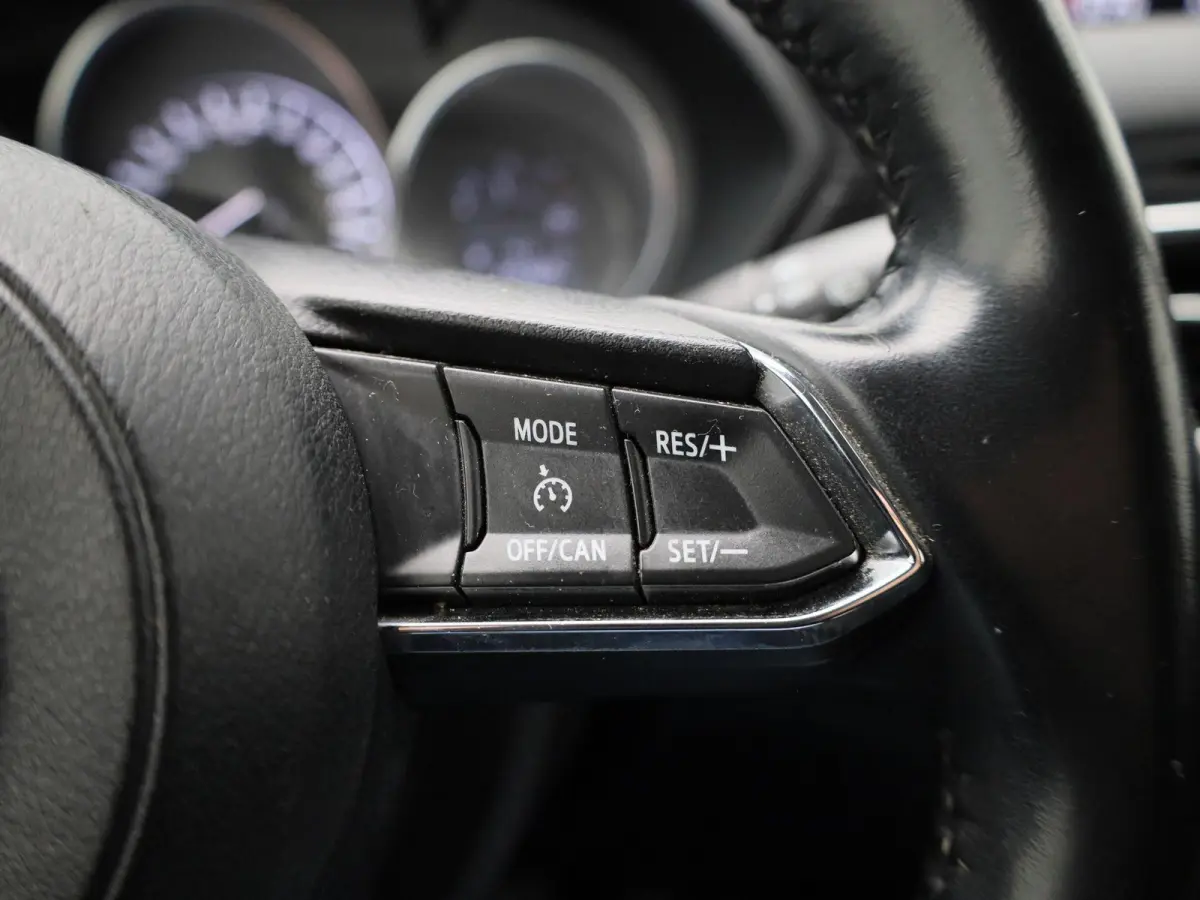 2.0 SkyActiv-G 165 TS+ | Parkeersensoren | Trekhaak | Stoelverwarming | Stuurverwarming | Climate Control |