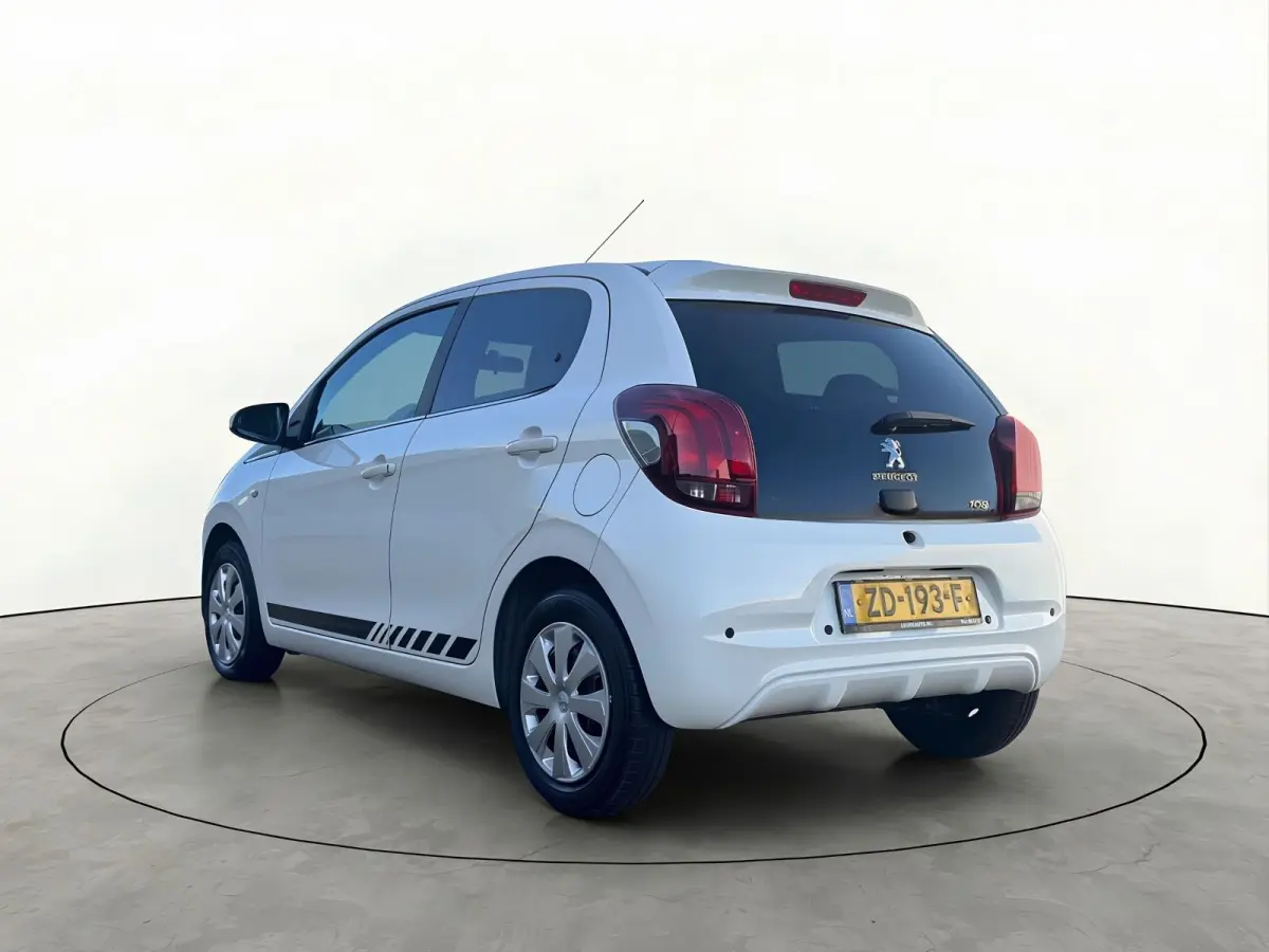 1.0 e-VTi 5-Deurs Active Multimedia-scherm Parkeer Sensoren