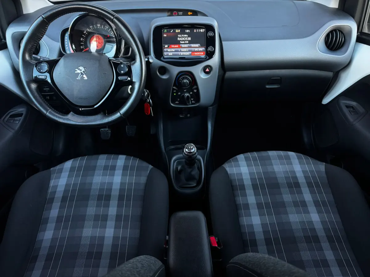 1.0 e-VTi 5-Deurs Active Multimedia-scherm Parkeer Sensoren