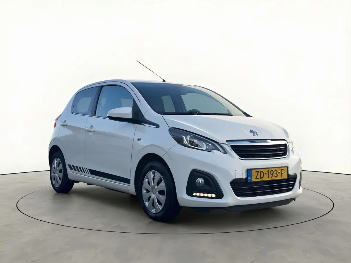 1.0 e-VTi 5-Deurs Active Multimedia-scherm Parkeer Sensoren