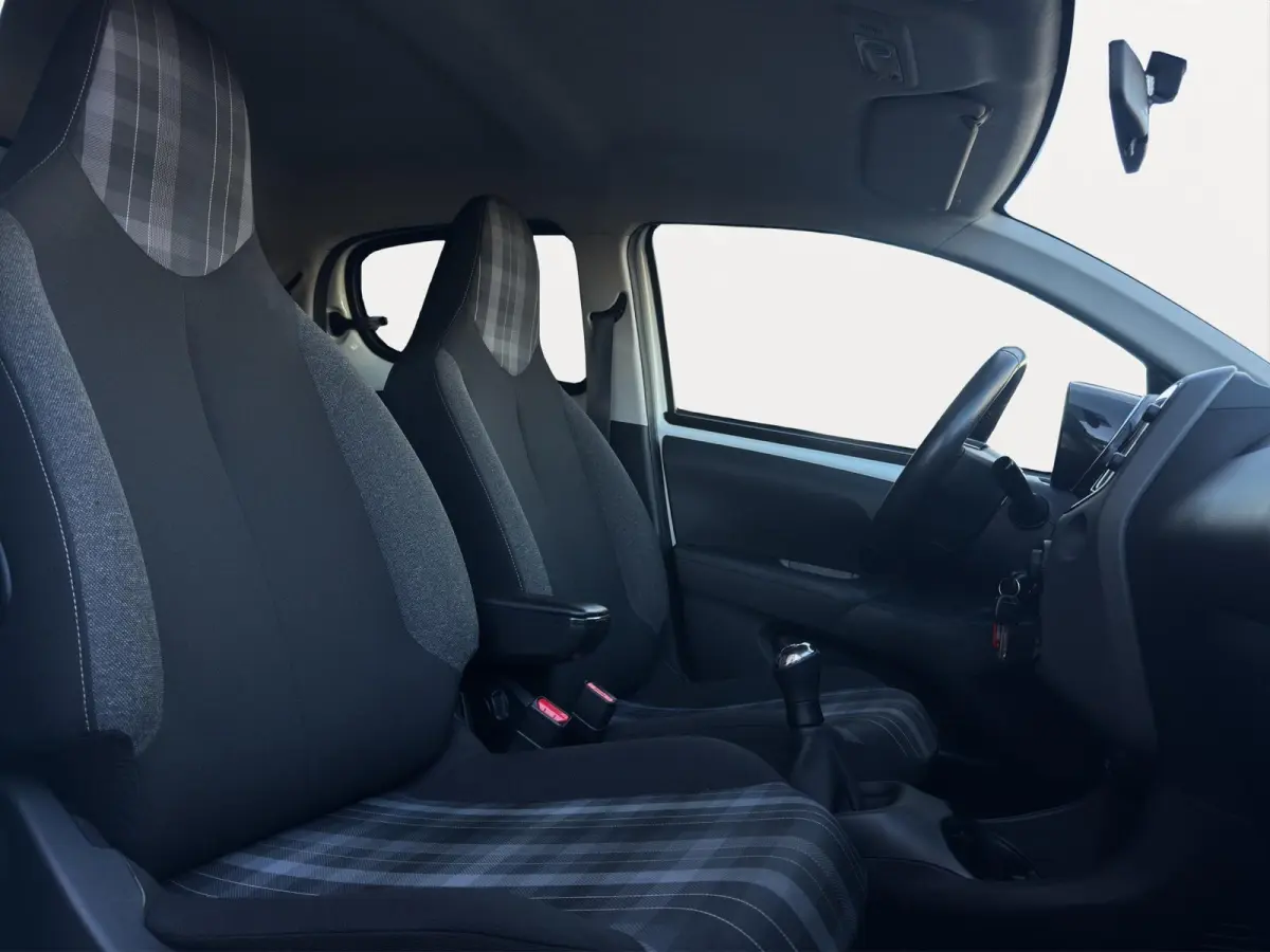 1.0 e-VTi 5-Deurs Active Multimedia-scherm Parkeer Sensoren