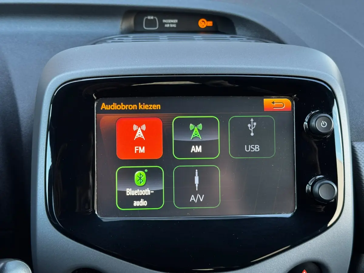 1.0 e-VTi 5-Deurs Active Multimedia-scherm Parkeer Sensoren