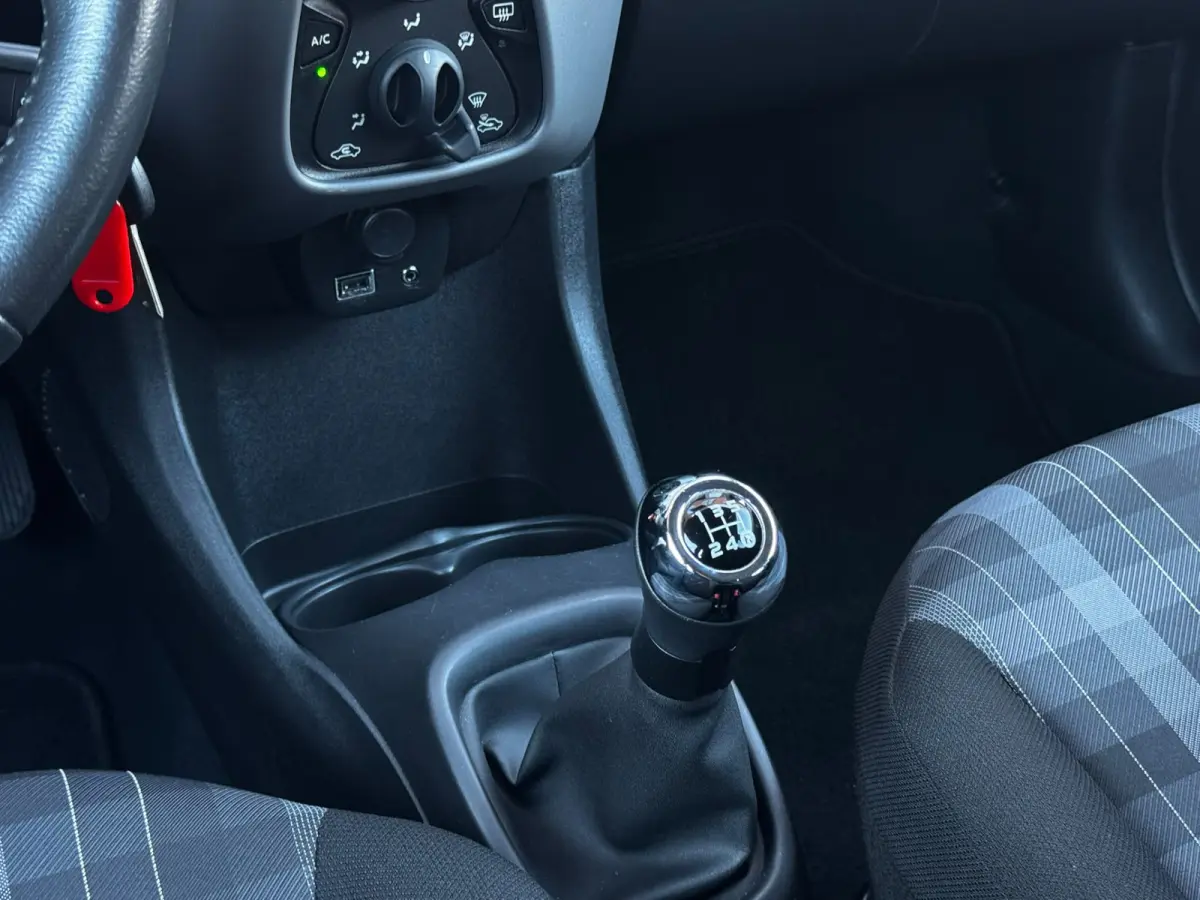1.0 e-VTi 5-Deurs Active Multimedia-scherm Parkeer Sensoren