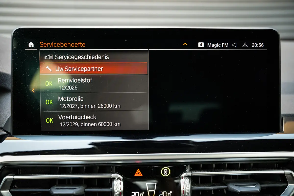 XDrive30e Business Edition Plus | Clima | Cruise | Metalic | 360 camera | Leder | Mooi! |