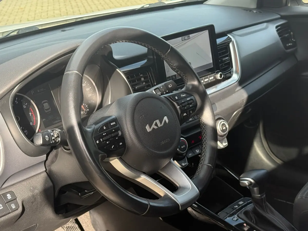1.0 AUT T-GDi MHEV DynamicPlusLine Navi|Camera|Carplay