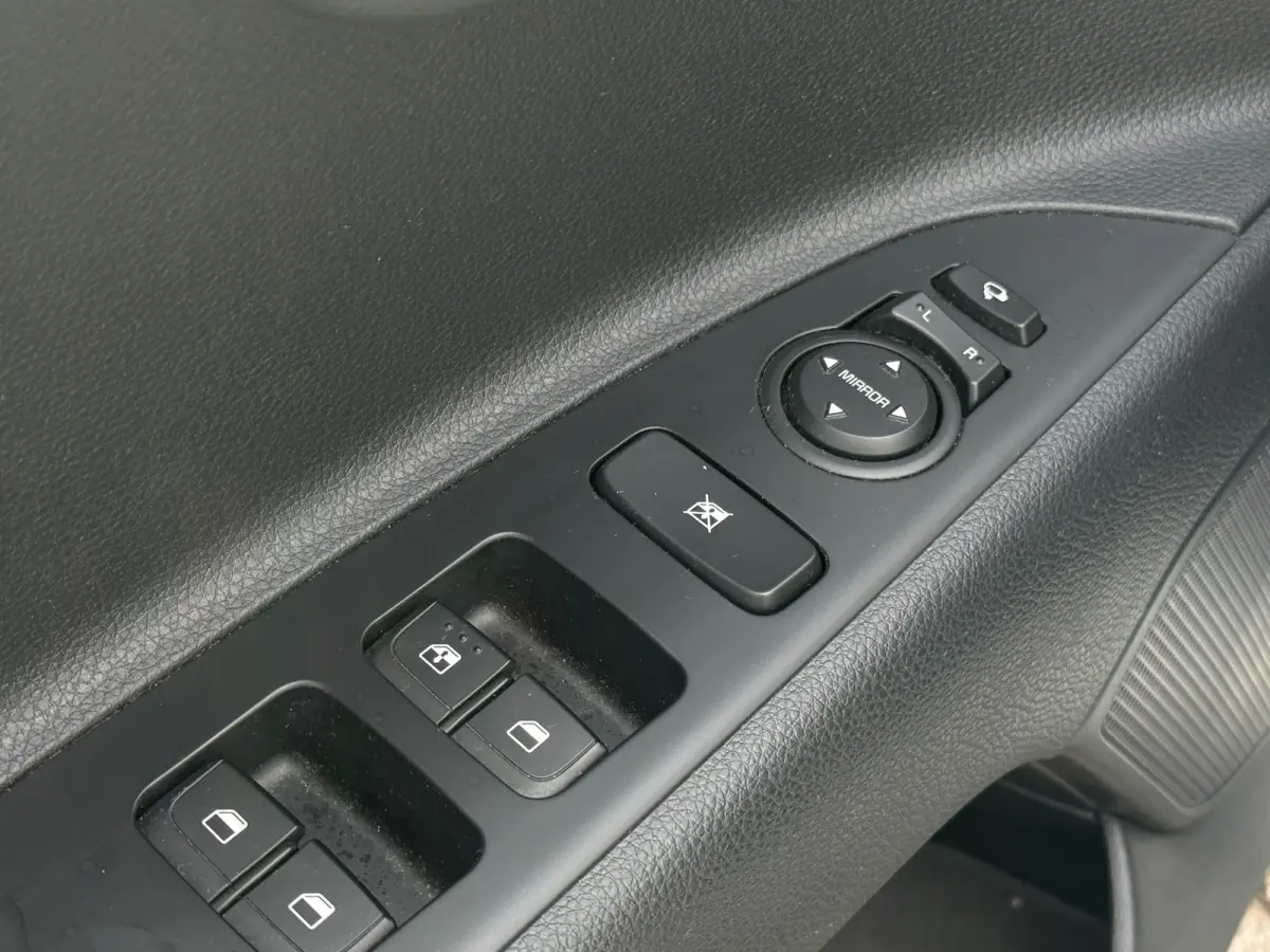 1.0 AUT T-GDi MHEV DynamicPlusLine Navi|Camera|Carplay