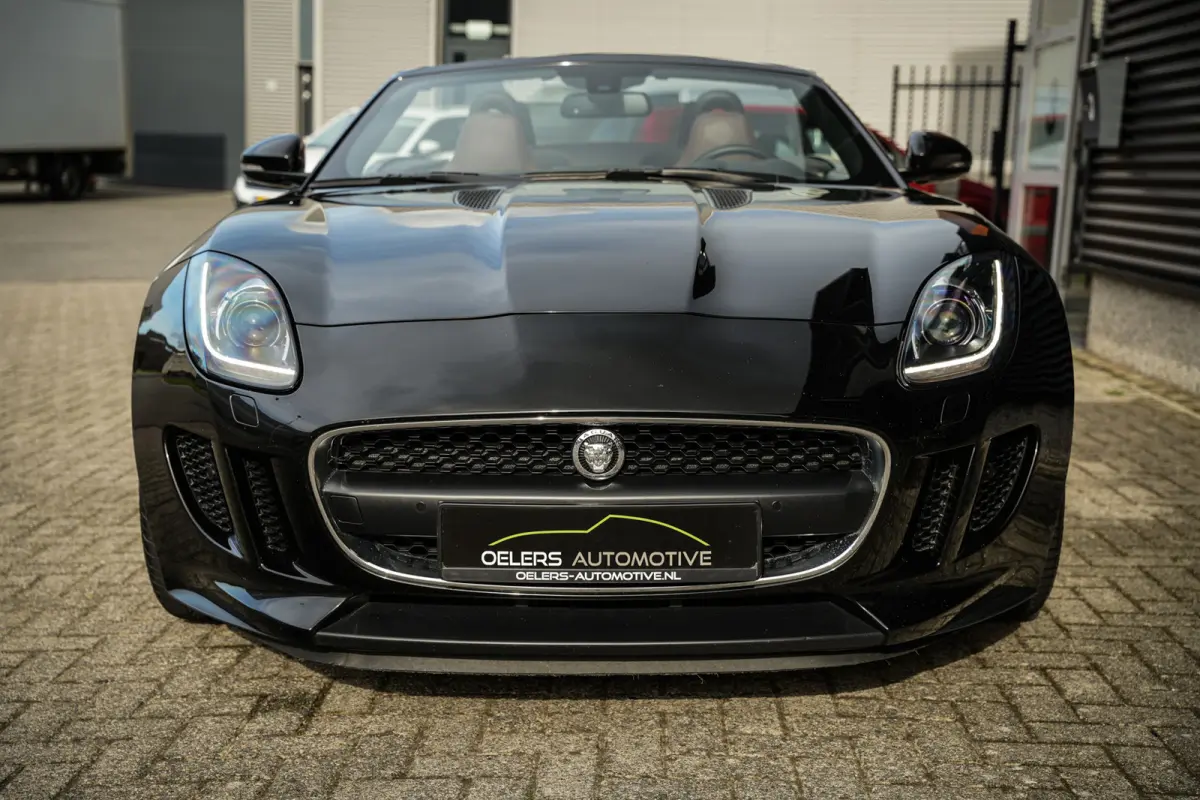 3.0 V6 | 100% JAGUAR SERVICE FILE | SPORTSTOELEN | CLIMA | LEDER | NAVI | CAMERA |