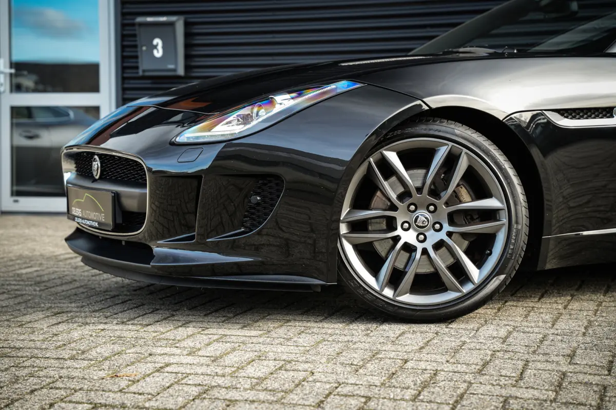 3.0 V6 | 100% JAGUAR SERVICE FILE | SPORTSTOELEN | CLIMA | LEDER | NAVI | CAMERA |