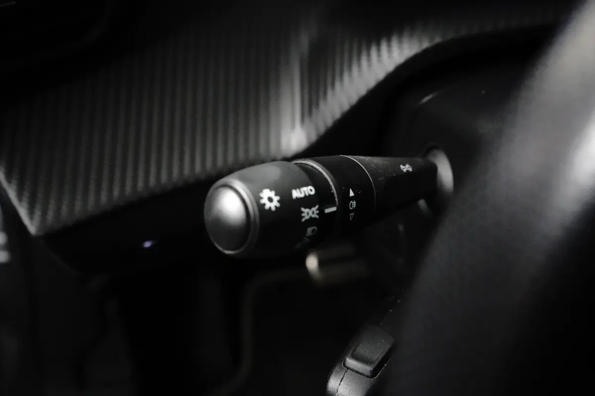 1.2 Hybrid 145 GT Rondomzicht Camera | Navigatie | Carplay | Leder/Stof | Adaptieve Cruise | Digitaal Dashboard | Climate | 360 camera | Achteruitrijcamera | Adaptieve Cruise Control