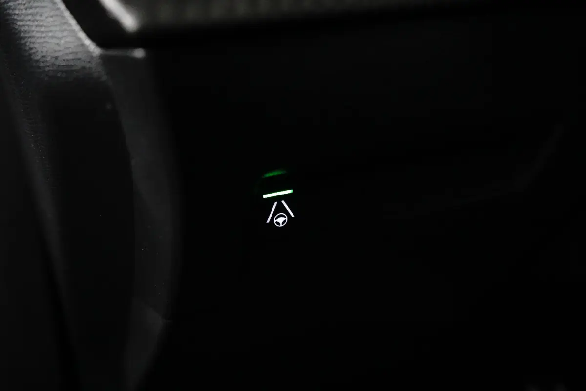 1.2 Hybrid 145 GT Rondomzicht Camera | Navigatie | Carplay | Leder/Stof | Adaptieve Cruise | Digitaal Dashboard | Climate | 360 camera | Achteruitrijcamera | Adaptieve Cruise Control