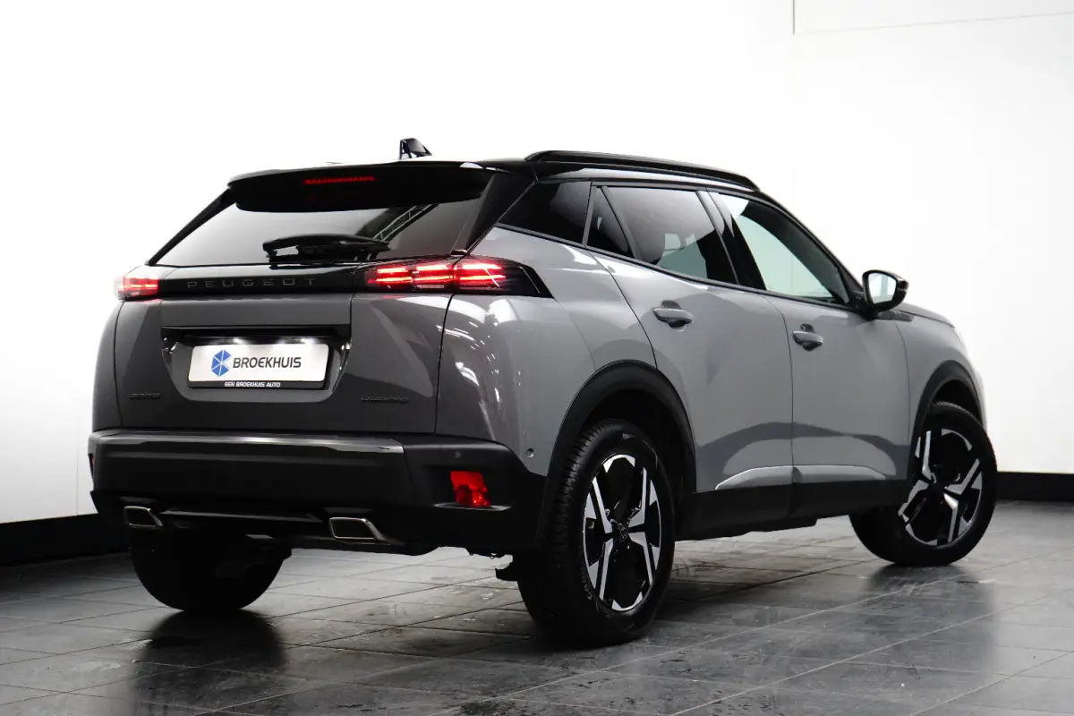 1.2 Hybrid 145 GT Rondomzicht Camera | Navigatie | Carplay | Leder/Stof | Adaptieve Cruise | Digitaal Dashboard | Climate | 360 camera | Achteruitrijcamera | Adaptieve Cruise Control