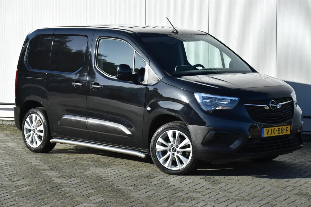 1.5D Airco Apple Carplay Navi Cruise PDC Trekhaak