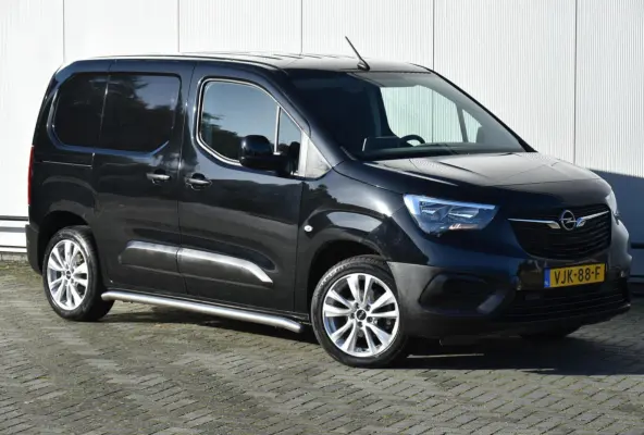 1.5D Airco Apple Carplay Navi Cruise PDC Trekhaak