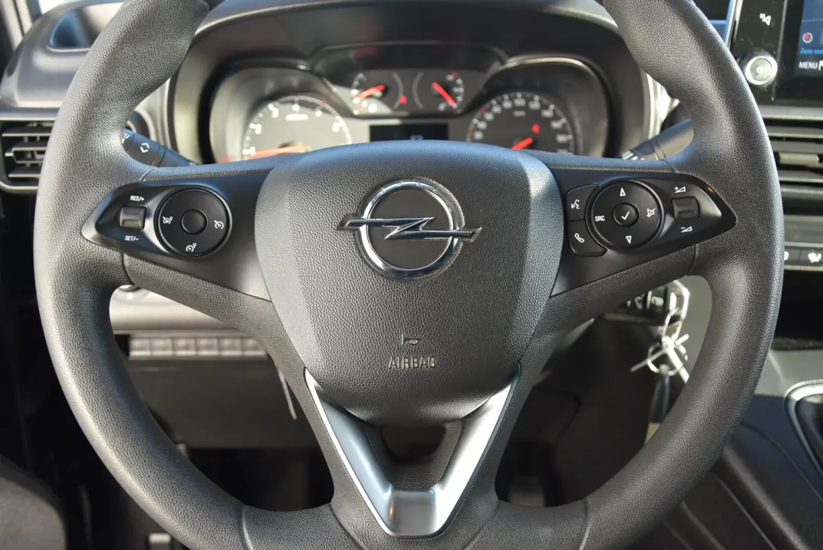 1.5D Airco Apple Carplay Navi Cruise PDC Trekhaak