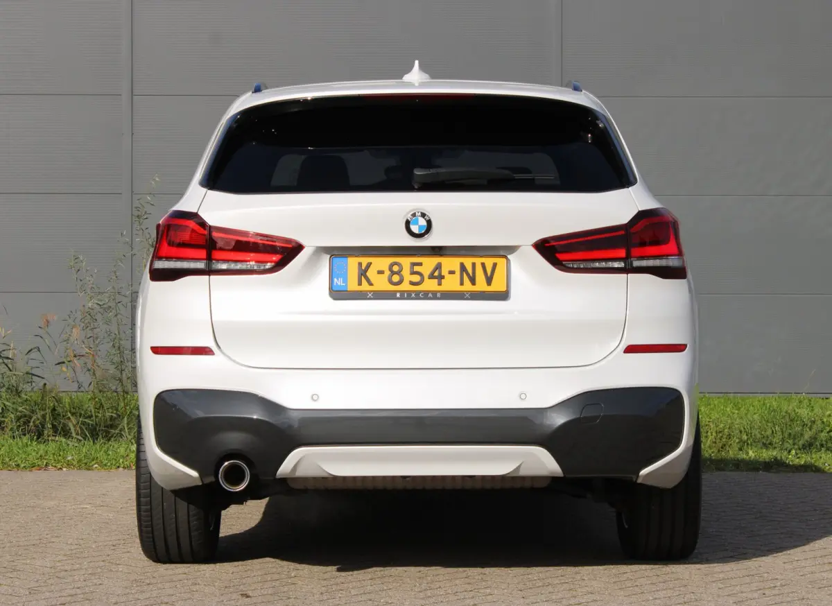 SDrive18i High Executive M-Sport Leder HUD Sfeerverlichting !!NIEUWBINNEN!!