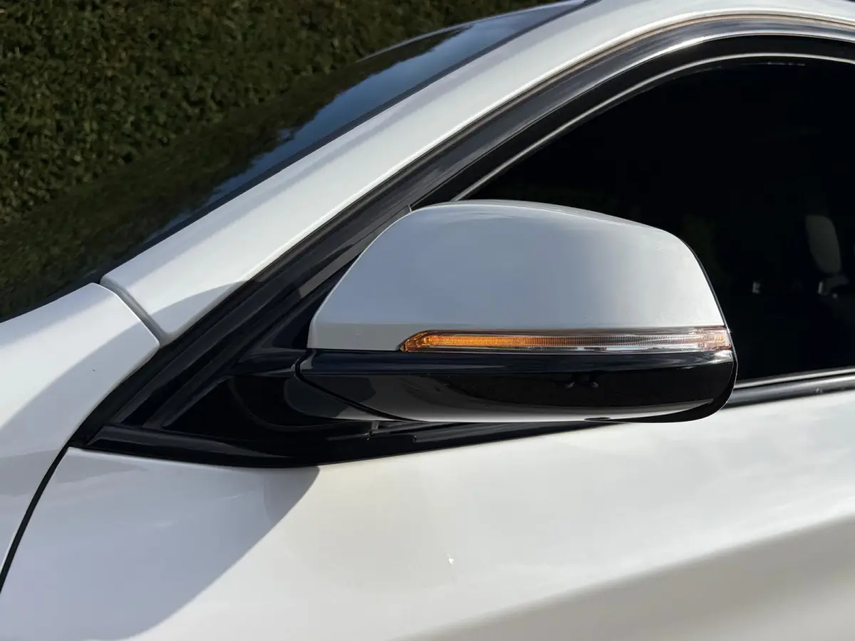 SDrive18i High Executive M-Sport Leder HUD Sfeerverlichting !!NIEUWBINNEN!!