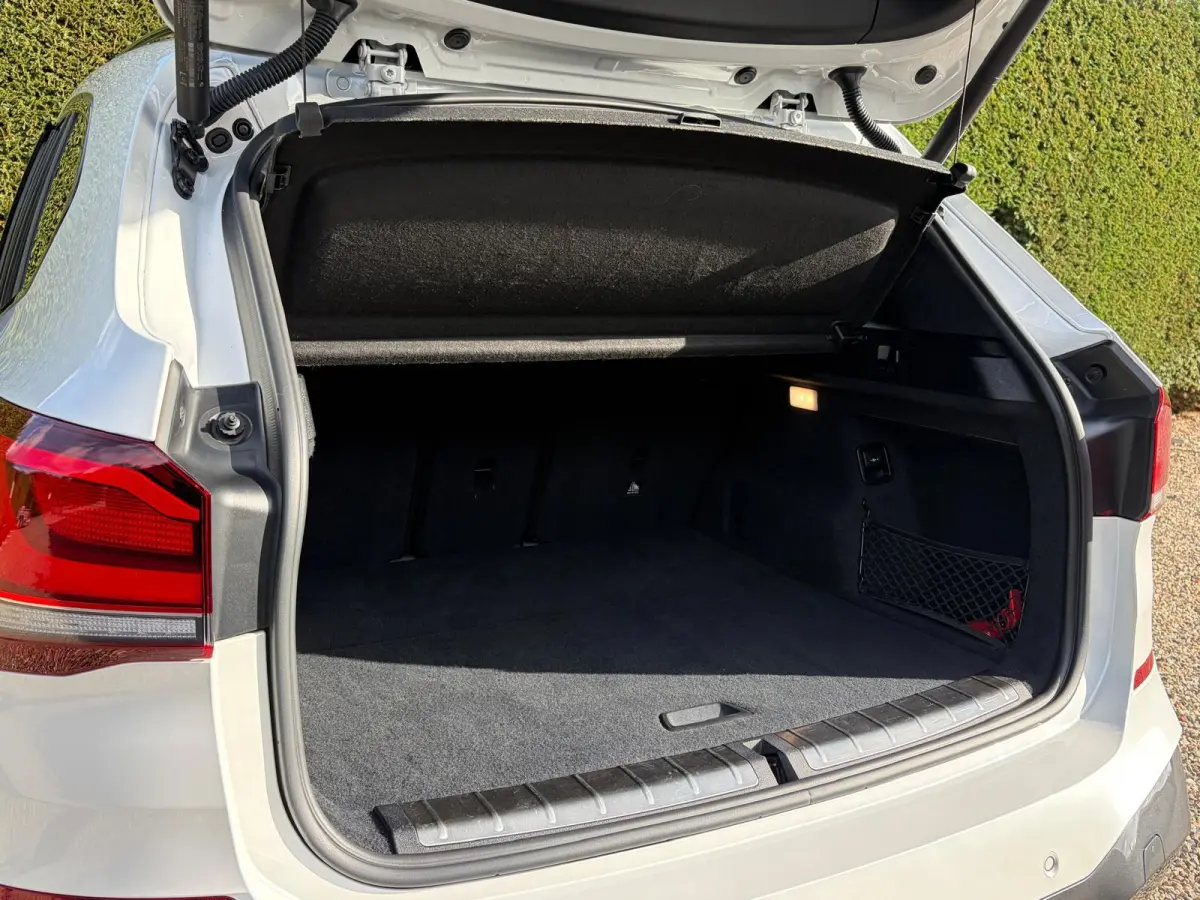 SDrive18i High Executive M-Sport Leder HUD Sfeerverlichting !!NIEUWBINNEN!!