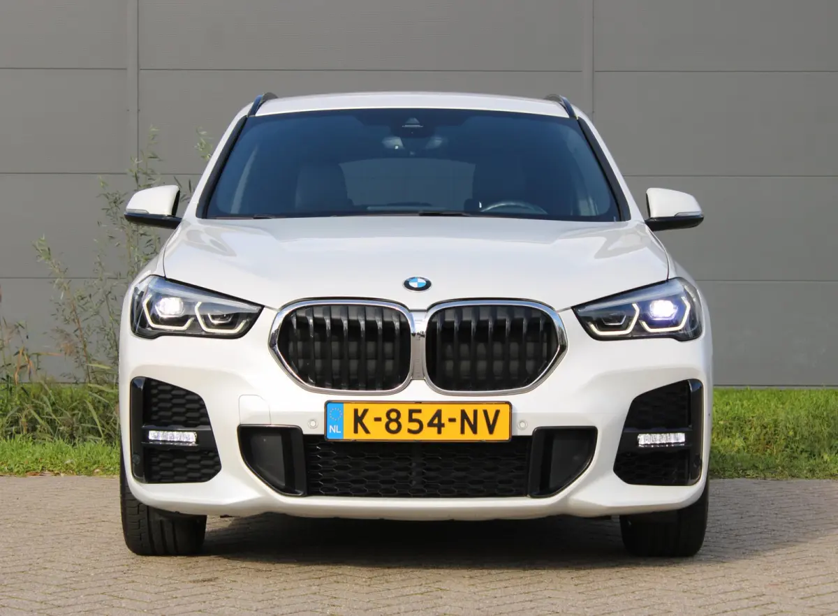 SDrive18i High Executive M-Sport Leder HUD Sfeerverlichting !!NIEUWBINNEN!!