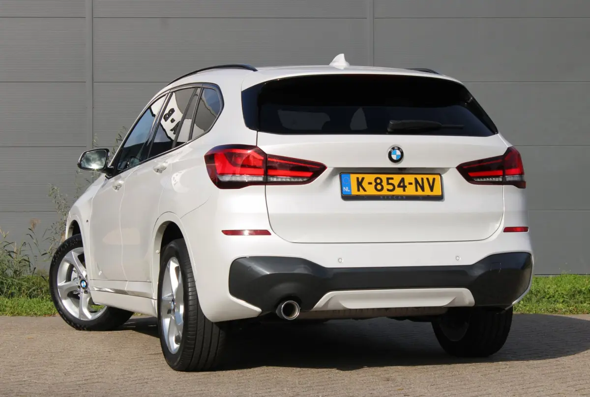 SDrive18i High Executive M-Sport Leder HUD Sfeerverlichting !!NIEUWBINNEN!!