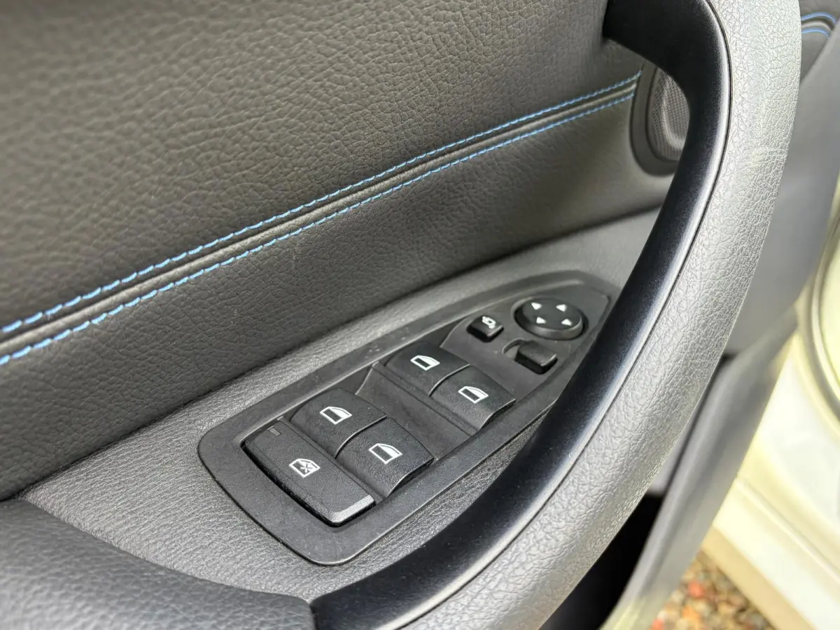SDrive18i High Executive M-Sport Leder HUD Sfeerverlichting !!NIEUWBINNEN!!
