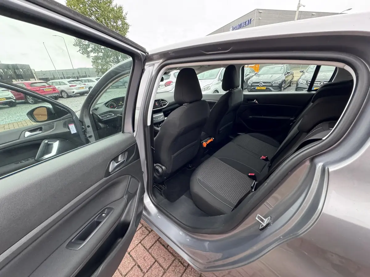 1.5 BlueHDi Blue Lease, Euro 6, Apple Carplay, Marge