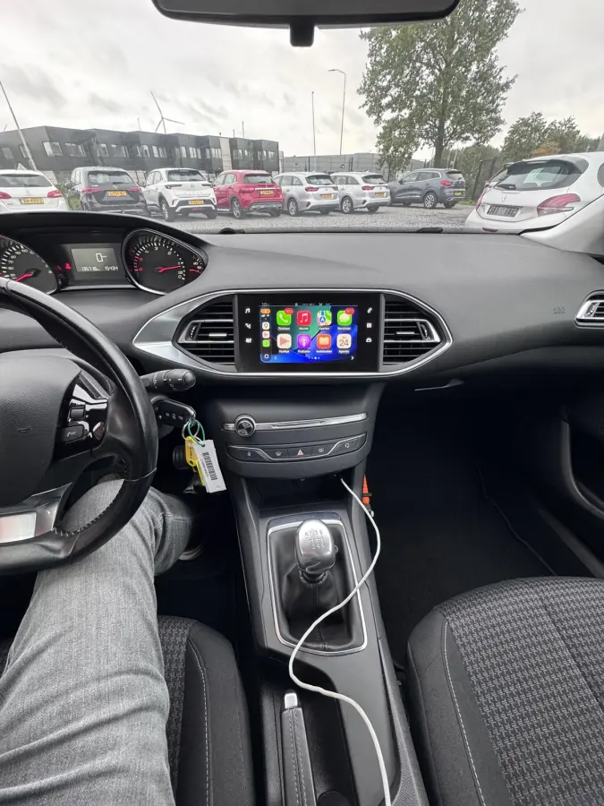 1.5 BlueHDi Blue Lease, Euro 6, Apple Carplay, Marge