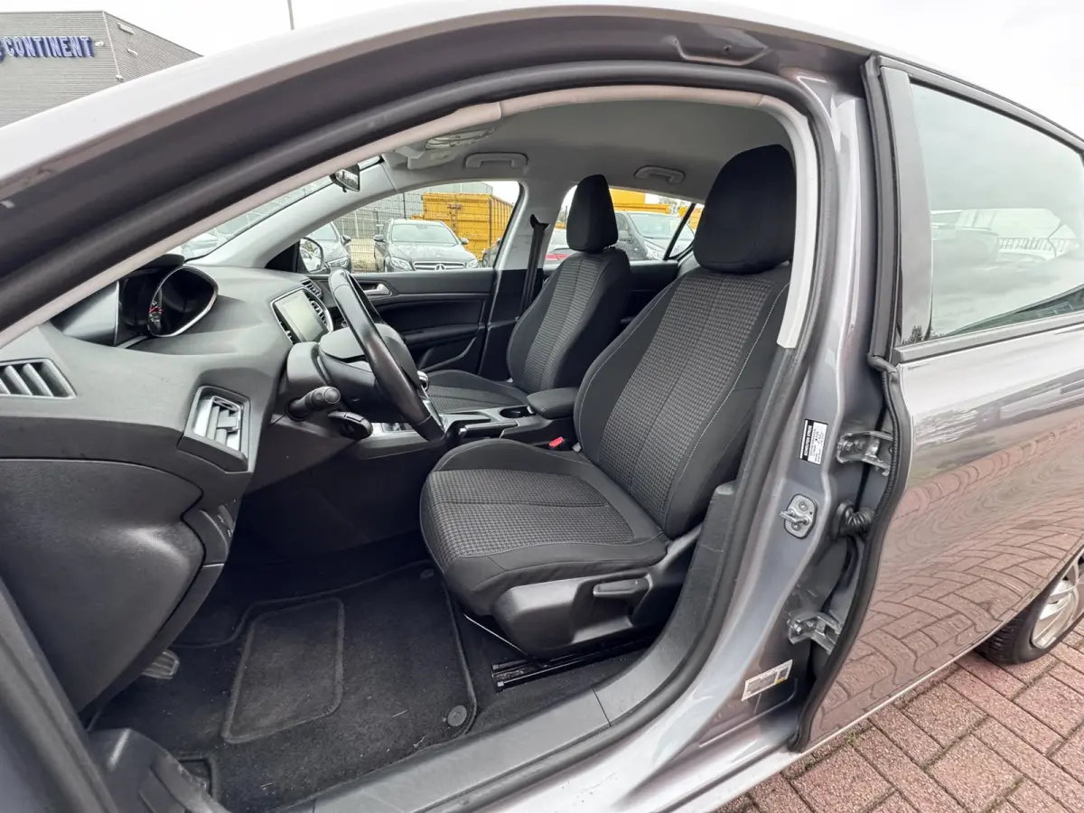 1.5 BlueHDi Blue Lease, Euro 6, Apple Carplay, Marge