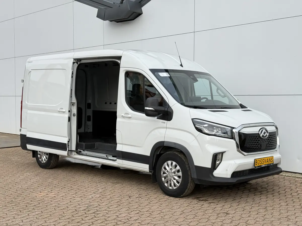 72kWh 204PK Elektrisch L3H2 280km WLTP ACC Stoelverwarming Snelladen Carplay LED Airco