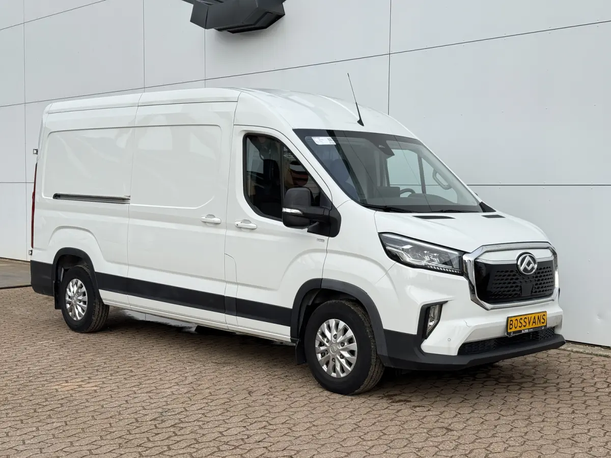 72kWh 204PK Elektrisch L3H2 280km WLTP ACC Stoelverwarming Snelladen Carplay LED Airco