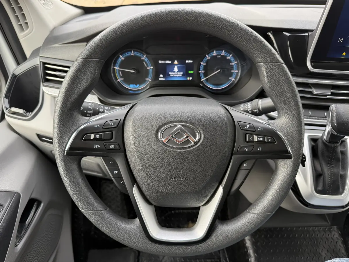72kWh 204PK Elektrisch L3H2 280km WLTP ACC Stoelverwarming Snelladen Carplay LED Airco