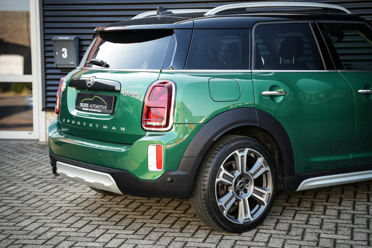 1.5 Cooper ALL4 Untamed Edition | Pano | Carplay | H&K | H.Leder | ACC | Groen metalic |