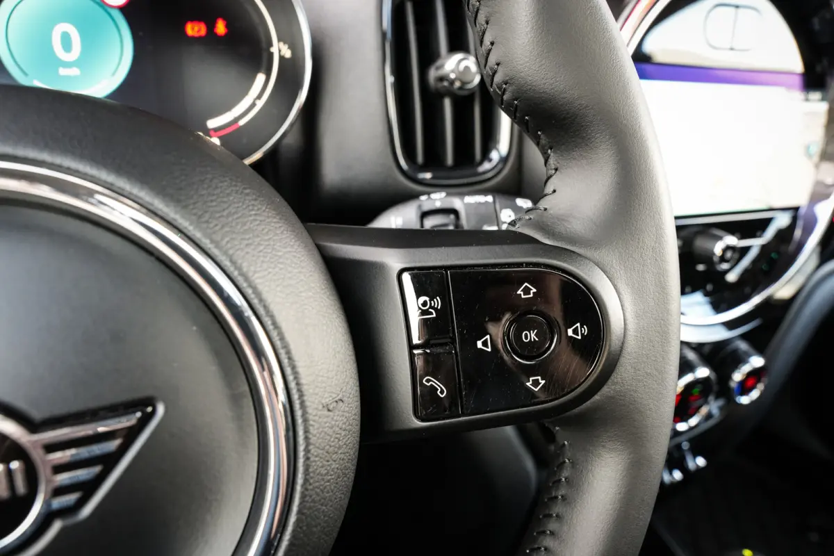 1.5 Cooper ALL4 Untamed Edition | Pano | Carplay | H&K | H.Leder | ACC | Groen metalic |