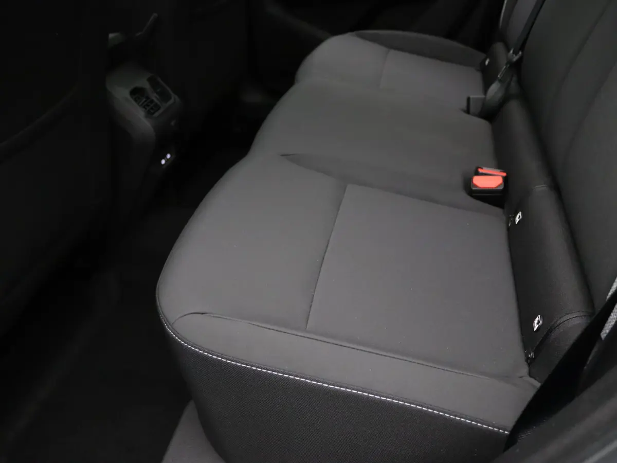 Hybrid 155pk Limited Edition Rondomzicht camera | Apple Carplay/Android Auto