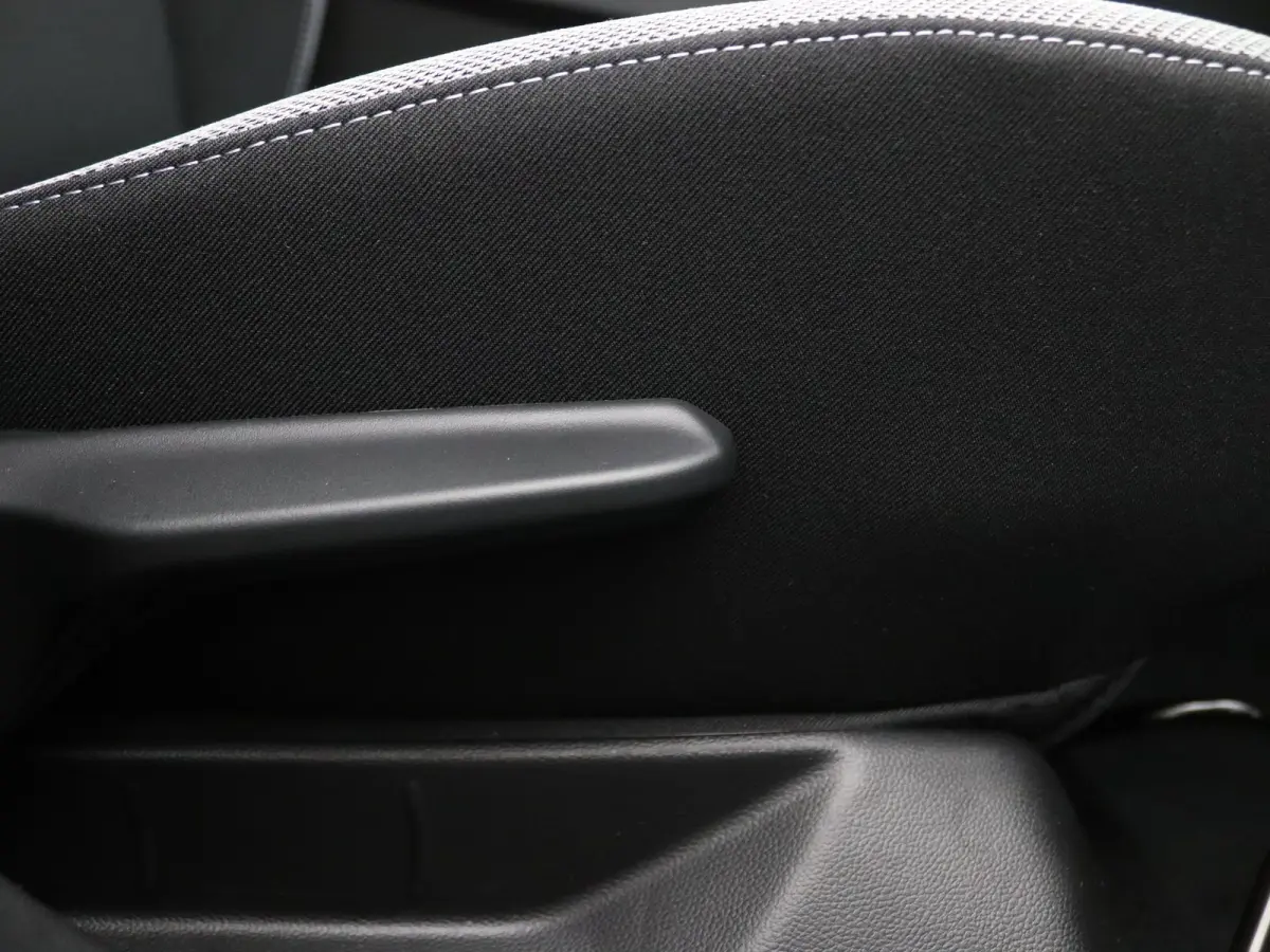 Hybrid 155pk Limited Edition Rondomzicht camera | Apple Carplay/Android Auto