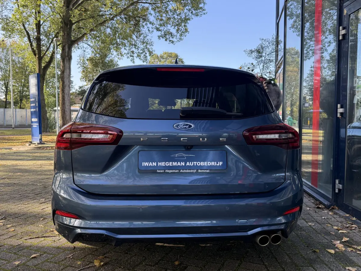 1.0 EcoBoost Hybrid ST Line | Winter Pack | PDC + Camera | Climate control | Apple Carplay/Android Auto |