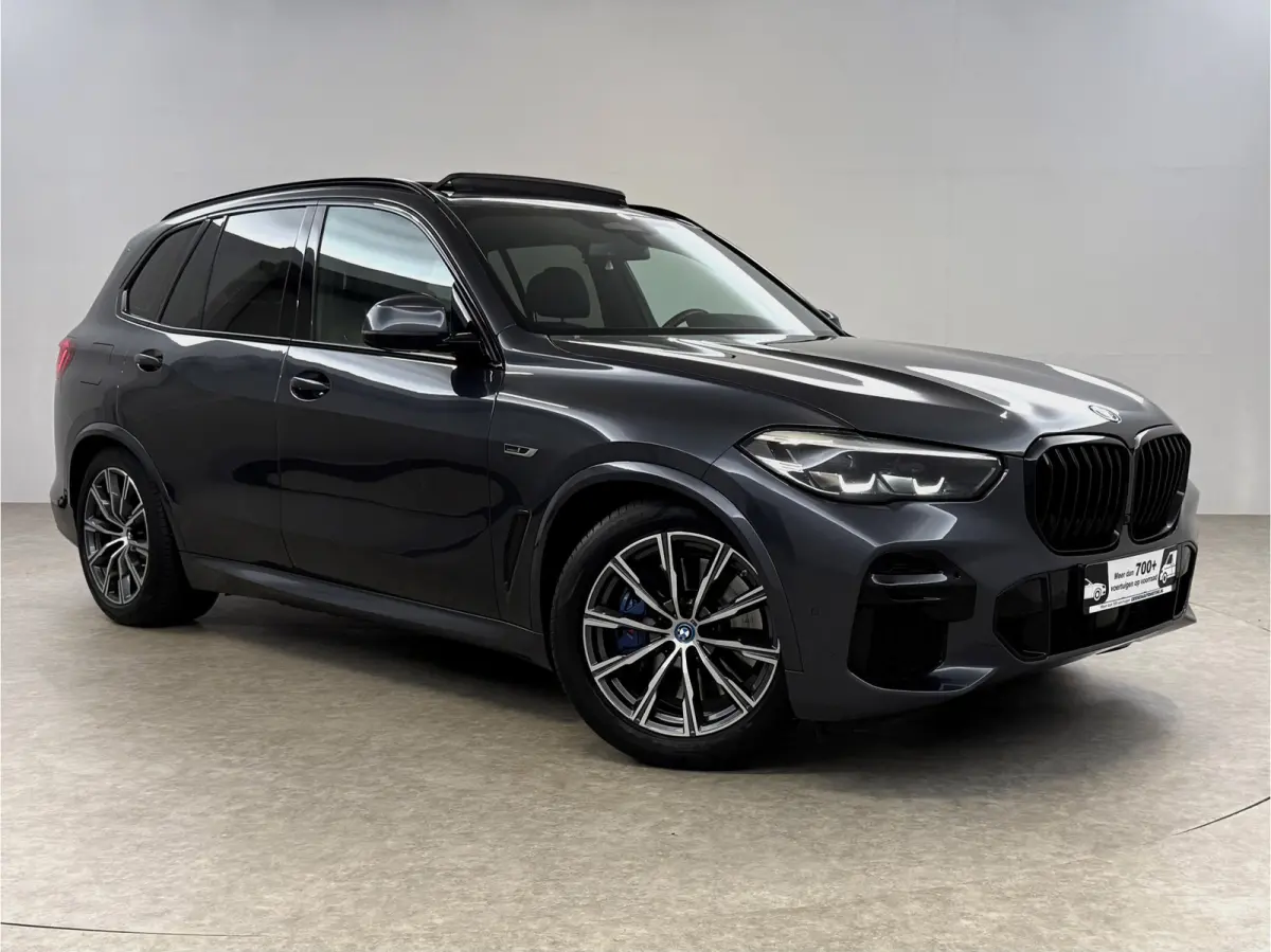xDrive45e M-Sport Shadowline | Luchtvering | Pano | Camera | Virtual | HuD | Memory | Sfeer | Carplay