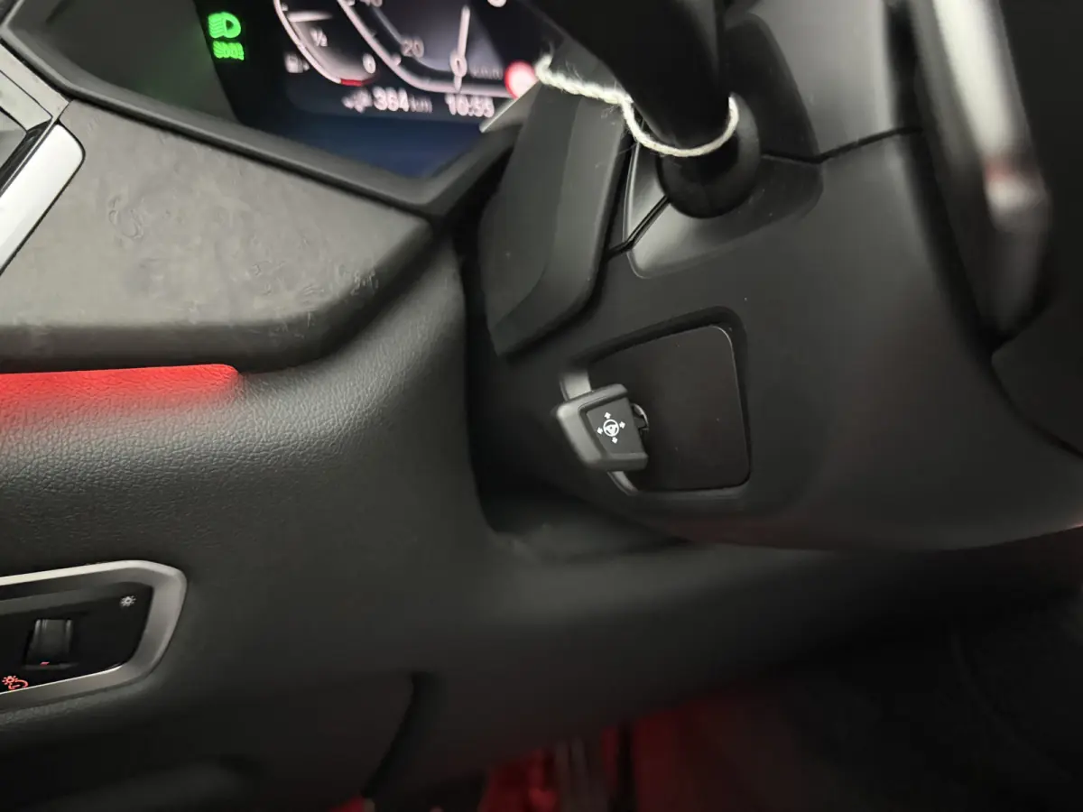 xDrive45e M-Sport Shadowline | Luchtvering | Pano | Camera | Virtual | HuD | Memory | Sfeer | Carplay