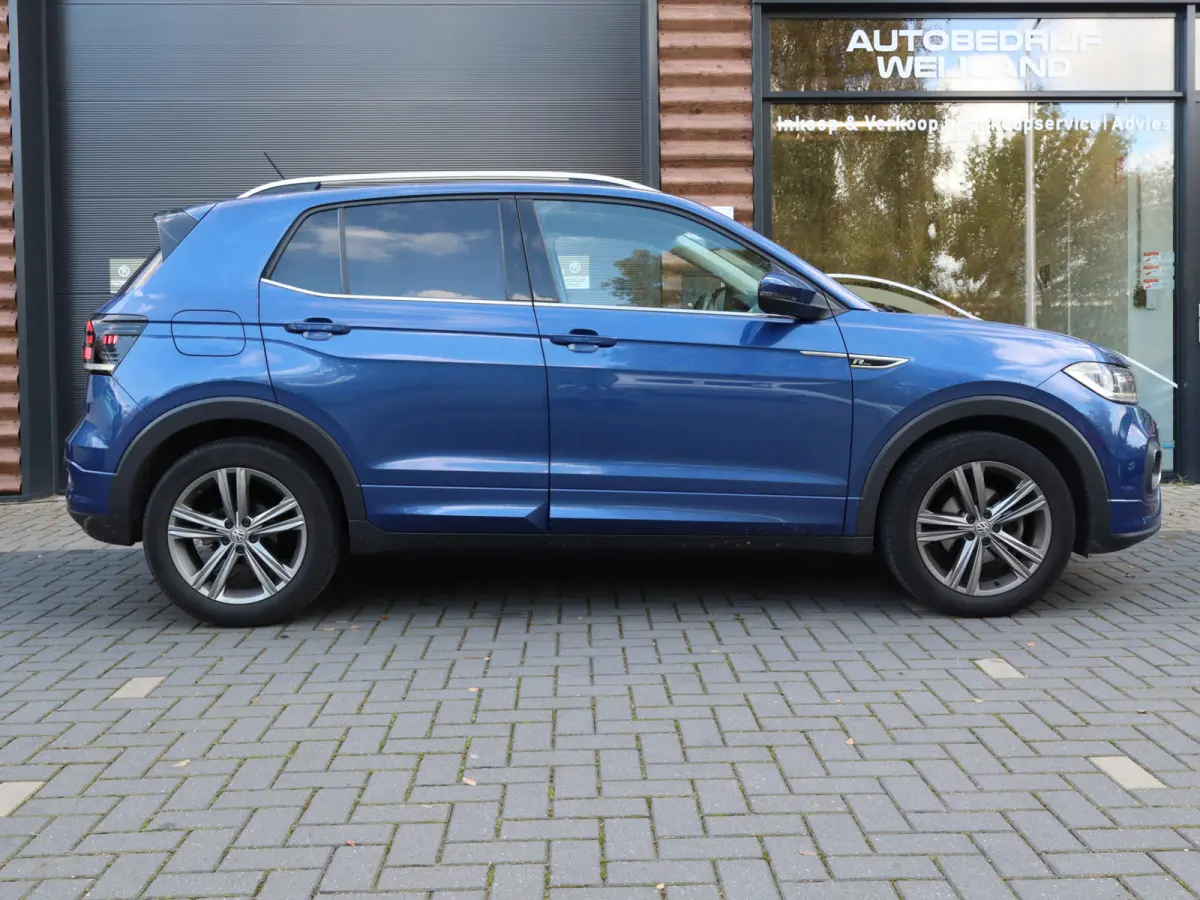 1.0 TSI R-line Automaat NL-auto I R-line I Navi I Carplay I PDC I 17" I Virtual I Blis I Leer I NL-auto I