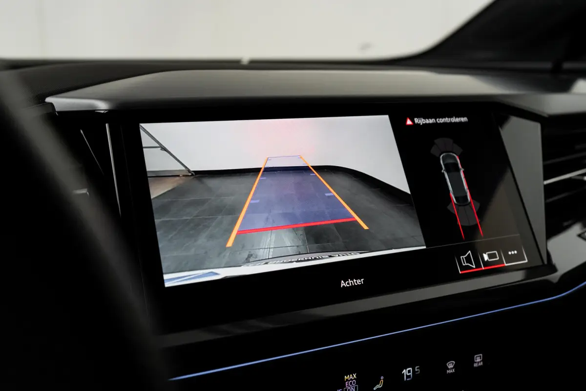 45 S Edition 82 kWh | ACC | S-Line interieur | Stoel- en stuurwielverwarming | Elektrische achterklep | 20 inch lichtmetalen velgen | VERLENGDE GARANTIE
