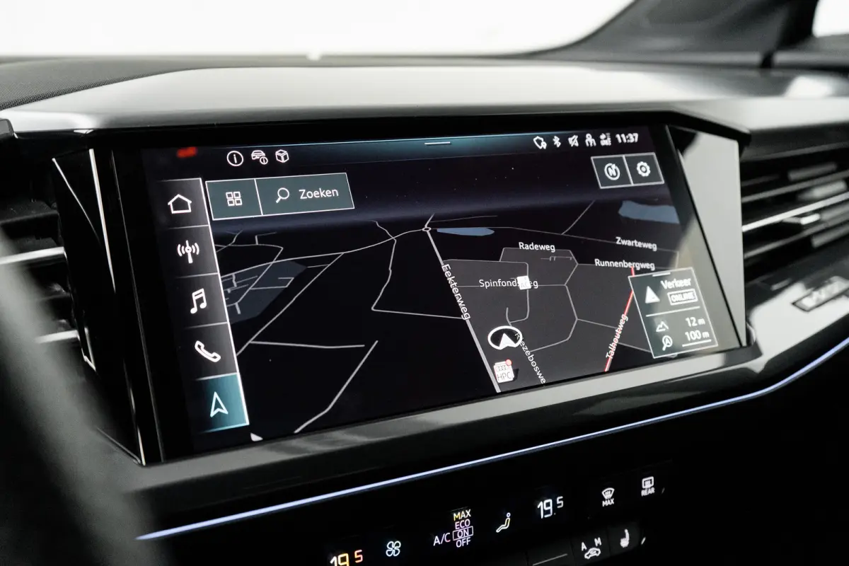 45 S Edition 82 kWh | ACC | S-Line interieur | Stoel- en stuurwielverwarming | Elektrische achterklep | 20 inch lichtmetalen velgen | VERLENGDE GARANTIE