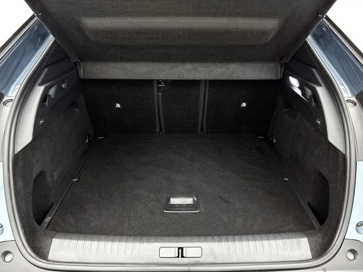 SUV Allure Avantage 73 kWh 210pk | Accu 99 % | 526km WLTP Actieradius | Navigatie | 360° Camera | Stuurverwarming | Adaptieve Cruise Control | Climate Control | Parkeersensoren v+a | Dodeho