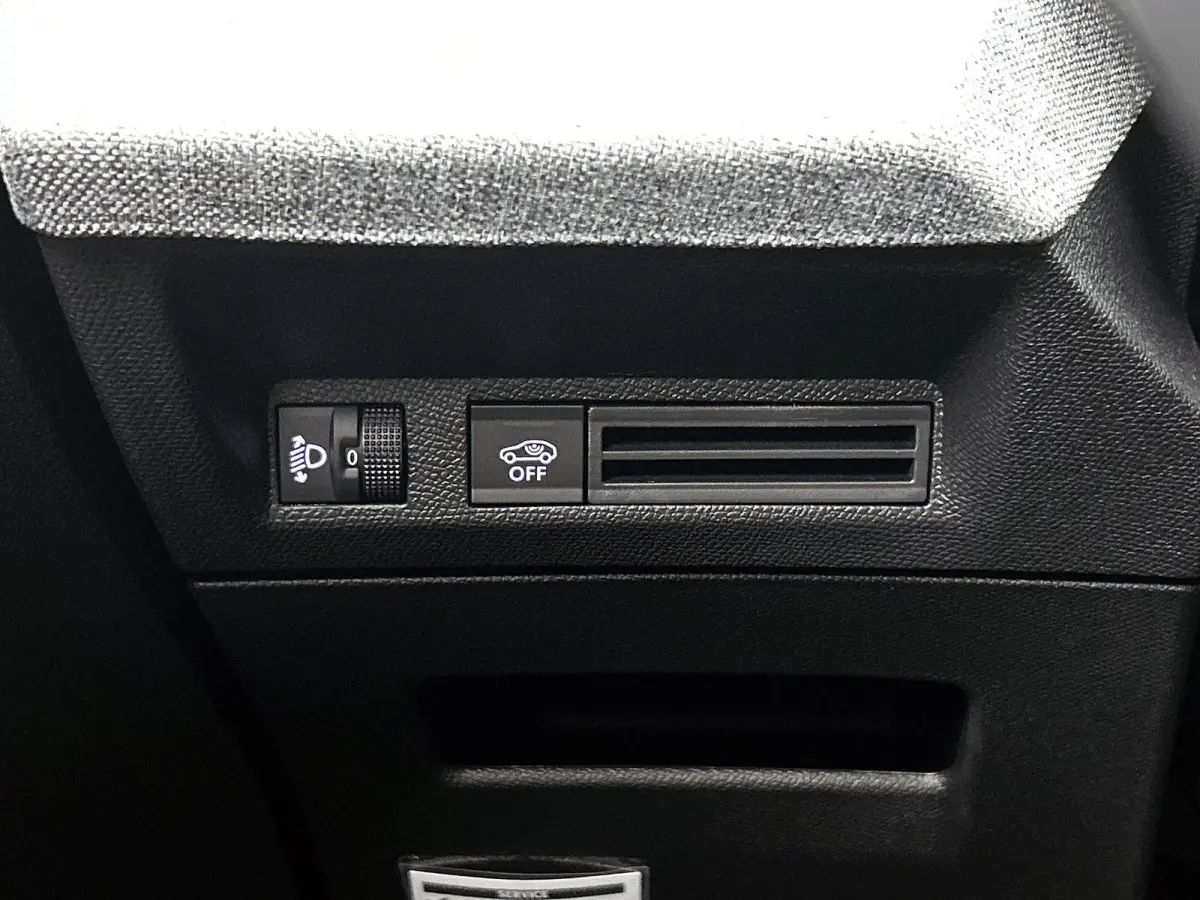 SUV Allure Avantage 73 kWh 210pk | Accu 99 % | 526km WLTP Actieradius | Navigatie | 360° Camera | Stuurverwarming | Adaptieve Cruise Control | Climate Control | Parkeersensoren v+a | Dodeho