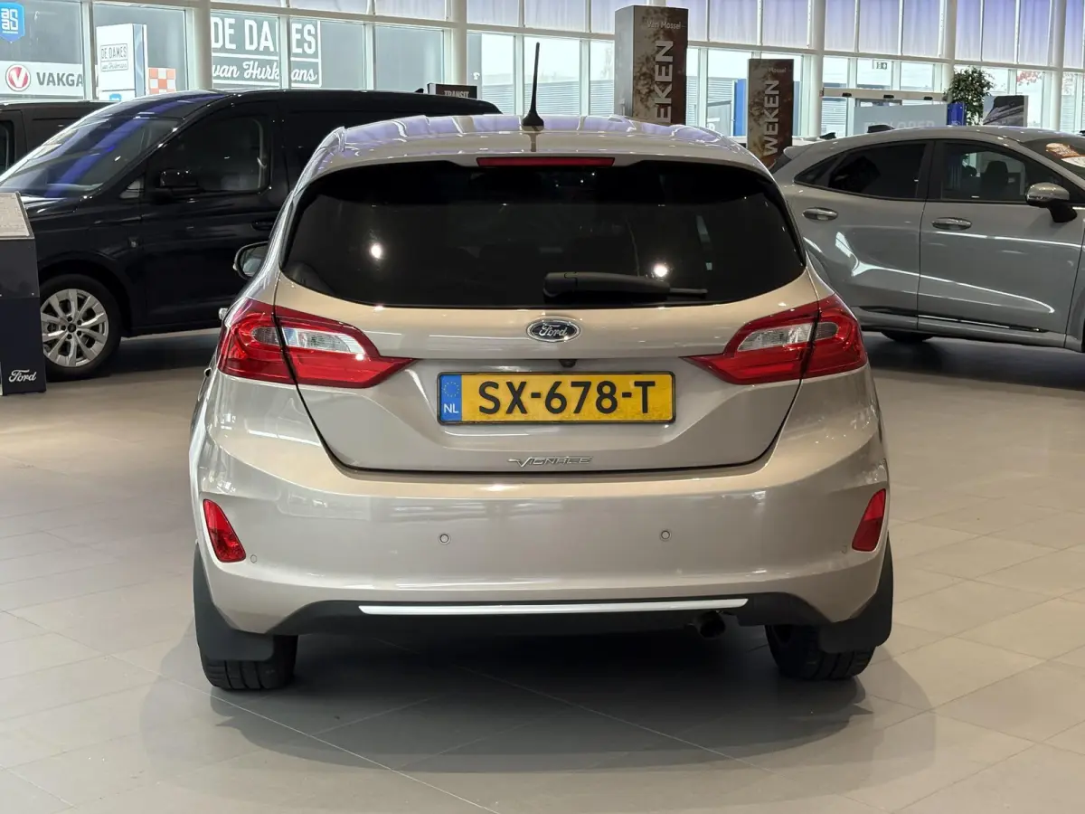 1.0 EcoBoost Vignale | HALF LEDEREN BEKLEDING | WINTER PACK | NAVI | B&O AUDIO | CAMERA | LM VELGEN |