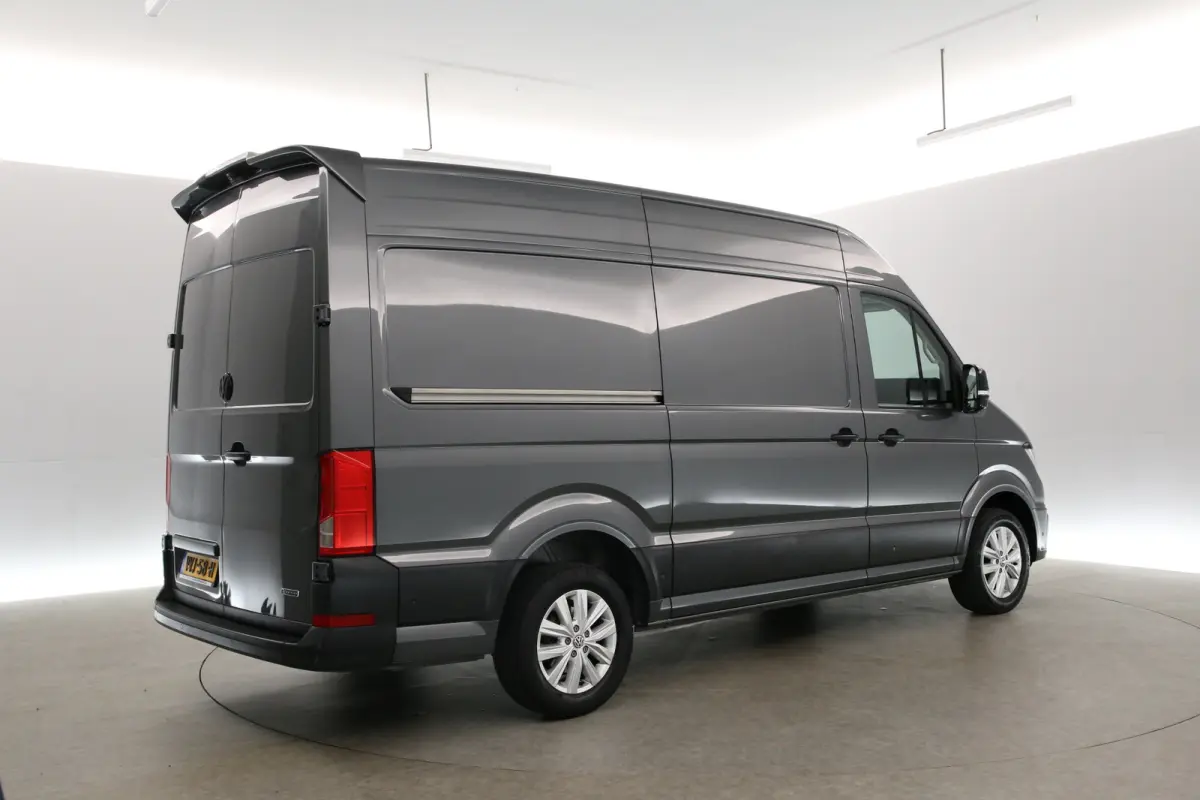2.0 TDI L3H3 140PK 75 Edition | Automaat | Airco | Camera | Cruise | Carplay | 3000KG Trekgew. | Parkeersens.