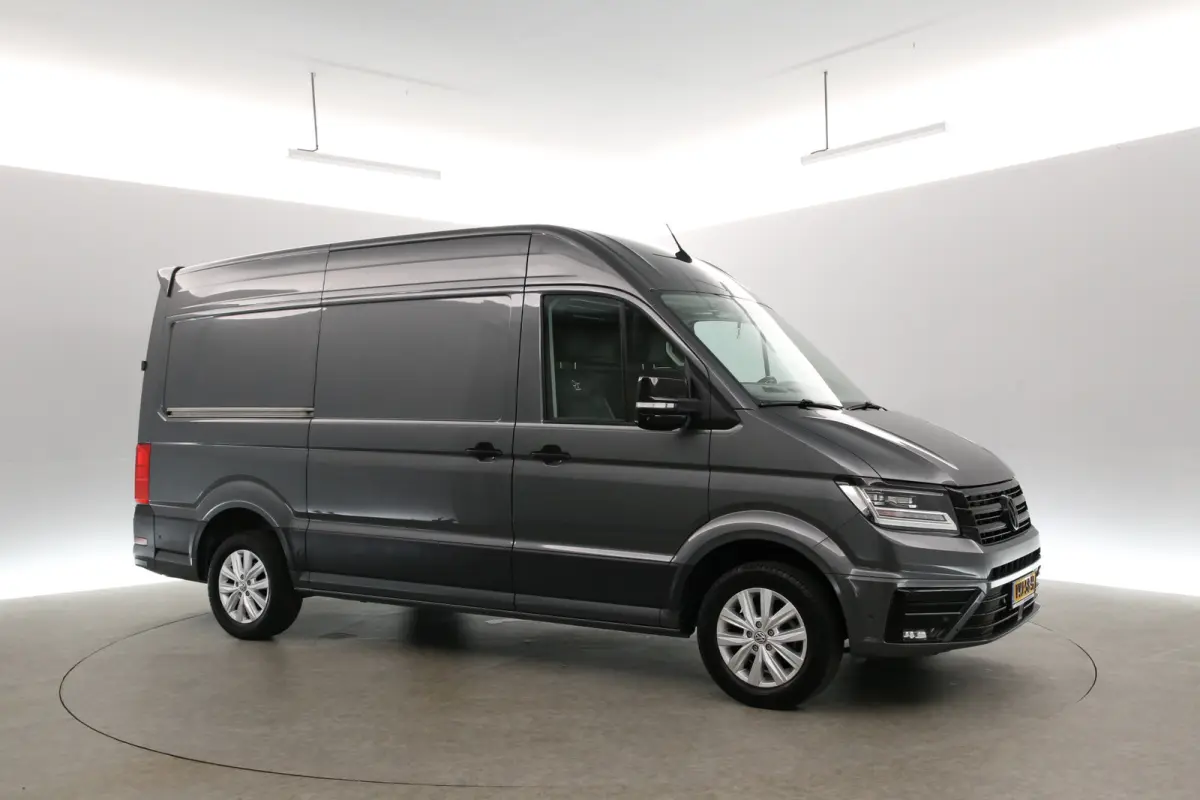 2.0 TDI L3H3 140PK 75 Edition | Automaat | Airco | Camera | Cruise | Carplay | 3000KG Trekgew. | Parkeersens.