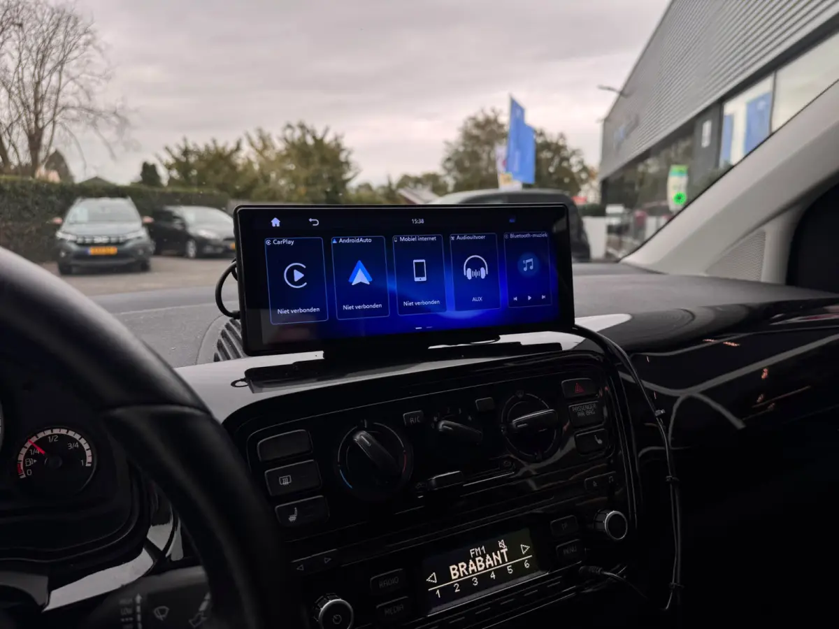 Up! 1.0 move up! BlueMotion, Airco, CarPlay, Stoelverwarming, Radio, APK