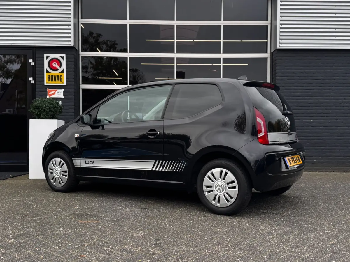 Up! 1.0 move up! BlueMotion, Airco, CarPlay, Stoelverwarming, Radio, APK