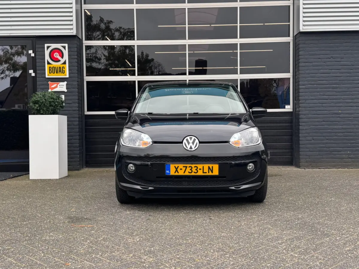 Up! 1.0 move up! BlueMotion, Airco, CarPlay, Stoelverwarming, Radio, APK