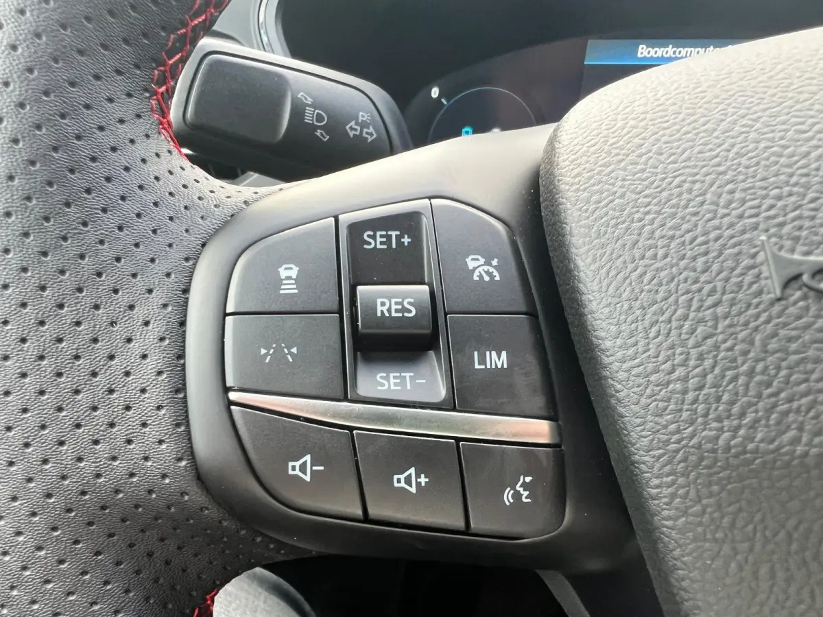 2.5 PHEV ST-Line X | Panoramadak | Afneembare trekhaak | Adaptieve Cruise Control | Stoel-/stuurverwarming | VOL!