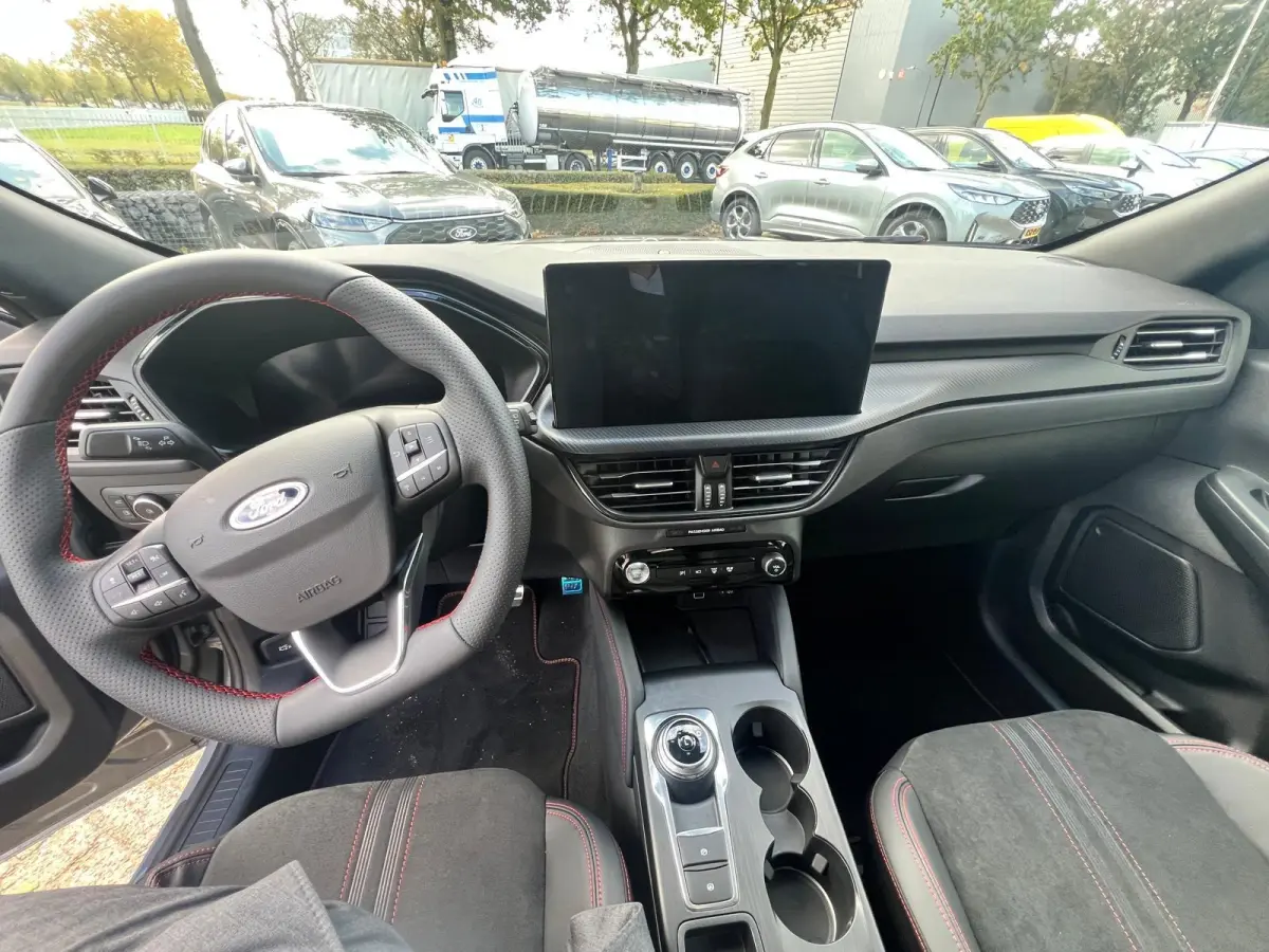 2.5 PHEV ST-Line X | Panoramadak | Afneembare trekhaak | Adaptieve Cruise Control | Stoel-/stuurverwarming | VOL!